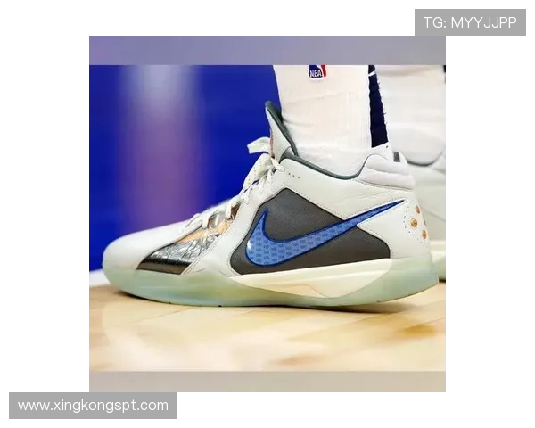 NBA篮球鞋的发展趋势和热门款式有哪些 NBA篮球鞋的发展趋势和热门款式有哪些